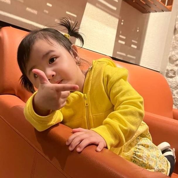 _muelera's tweet photo. Bat ba sobrang cute moo:)♡ #NewProfilePic https://t.co/QXGi7NC5mS