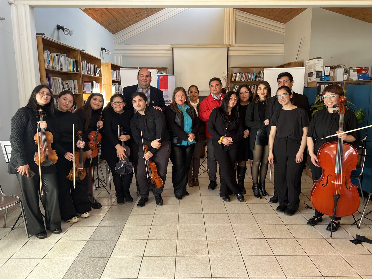 SanPedroMuni's tweet photo. 🎻🎼👩‍🎓 Concierto de Aniversario de nuestra Orquesta Juvenil e Infantil de San Pedro.

🎶 Proyecto que tiene una trayectoria de 22 años, y que ha reunido a talentosos niños, niñas y jóvenes de nuestra comuna.

#sanpedrosomostodos https://t.co/zknygGyURg