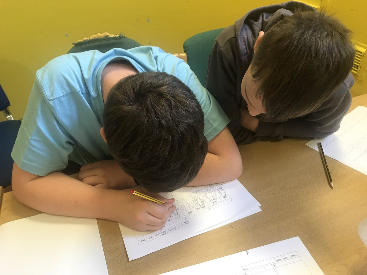 grittyfilms's tweet photo. Great animation workshops in Riverside and Senghenydd for our film about cyber bullying. @BulliesOut @RiverProject @OFFICIALSYDIC https://t.co/jPYZyYVVyz