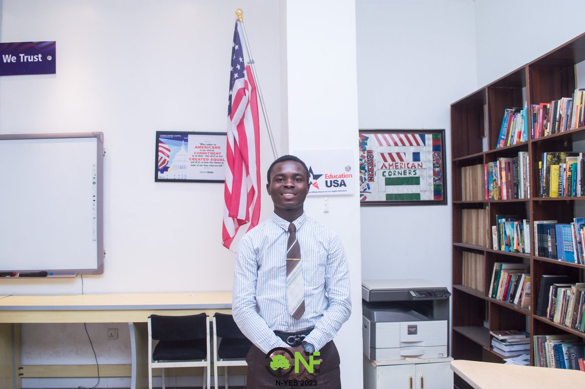 Adeseunadegoke1's tweet photo. May 2022 - At a village with no access to social amenities. Had to work on farm everyday, sweating profusely under the sun.

May 2023 - Chosen as part of the few Nigerian youths to attend the Nigeria Youth Entrepreneurship Symposium at the American corner. https://t.co/pWClO8v8qF