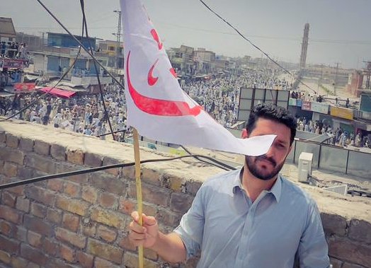 RahmanullahAfr7's tweet photo. الحمد لله❤
خيبر_امن_پاڅون# https://t.co/0H9QVlx8Fd
