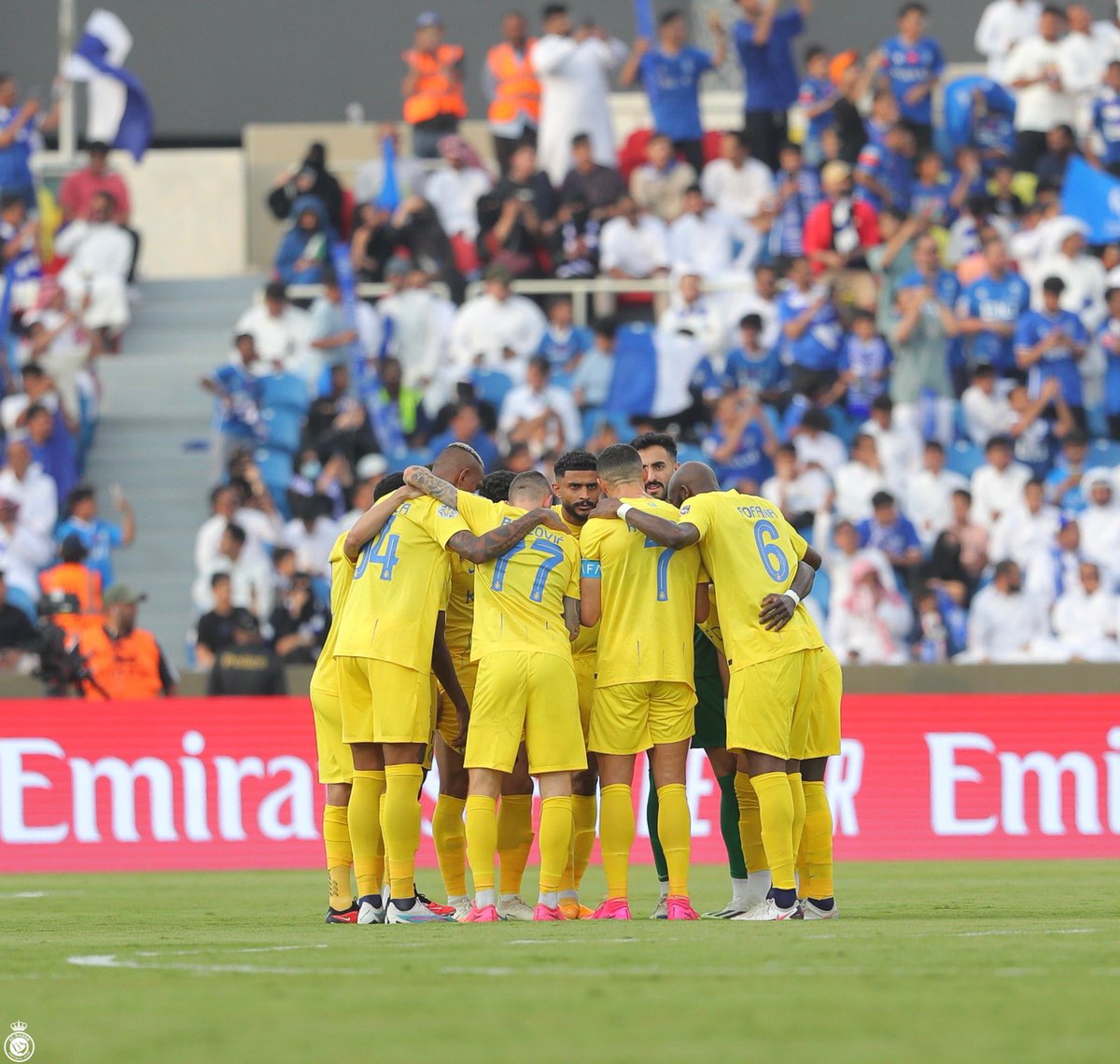 naif63_2's tweet photo. مبروك البطولة العربية للعالمي 💛

#النصر_الهلال
#كأس_الملك_سلمان_للأندية https://t.co/eGd3NgBFFY