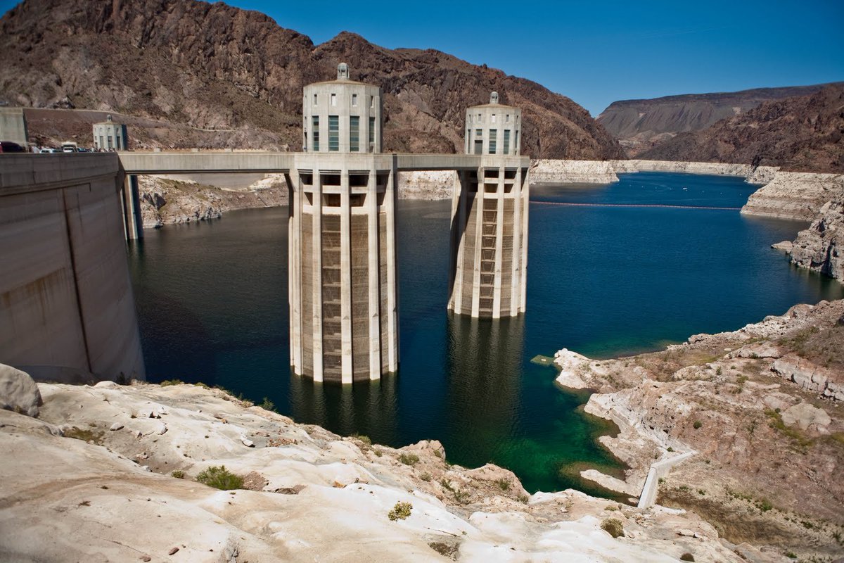 Elmr_Fudd_again's tweet photo. Rest Regroup And Get Ready For The Next Wave
#ProjectLookingGlass #YellowCube #Orion #Fasces #Fascism #Mirror #HooverDam https://t.co/ZCOyTkP5C8