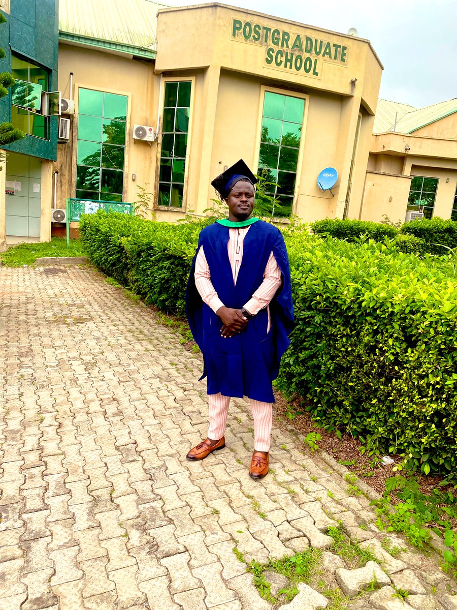 lifeofdee_'s tweet photo. #FUNAAB30thConvocation MSc doneππ. Every finish line, a beginning of a new raceππ― https://t.co/a1BMqoIHDV