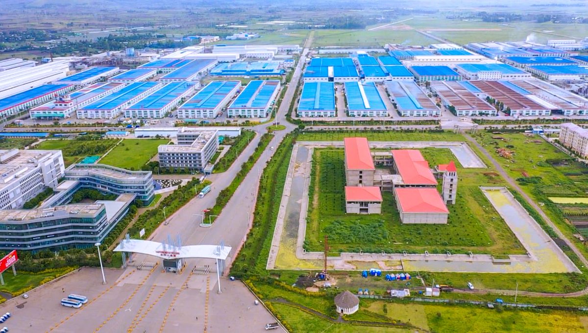 ShimelisAbdisa's tweet photo. The Future of Ethiopia: urbanization 
With urban development initiatives we are working to achieve four major goals.
1. Food security 
2. Skill development 
3. Nurturing entrepreneurship 
4. E-governance/digitalization 
Over all very promising performance.
Thank God!!! https://t.co/MqfRnUYtPy