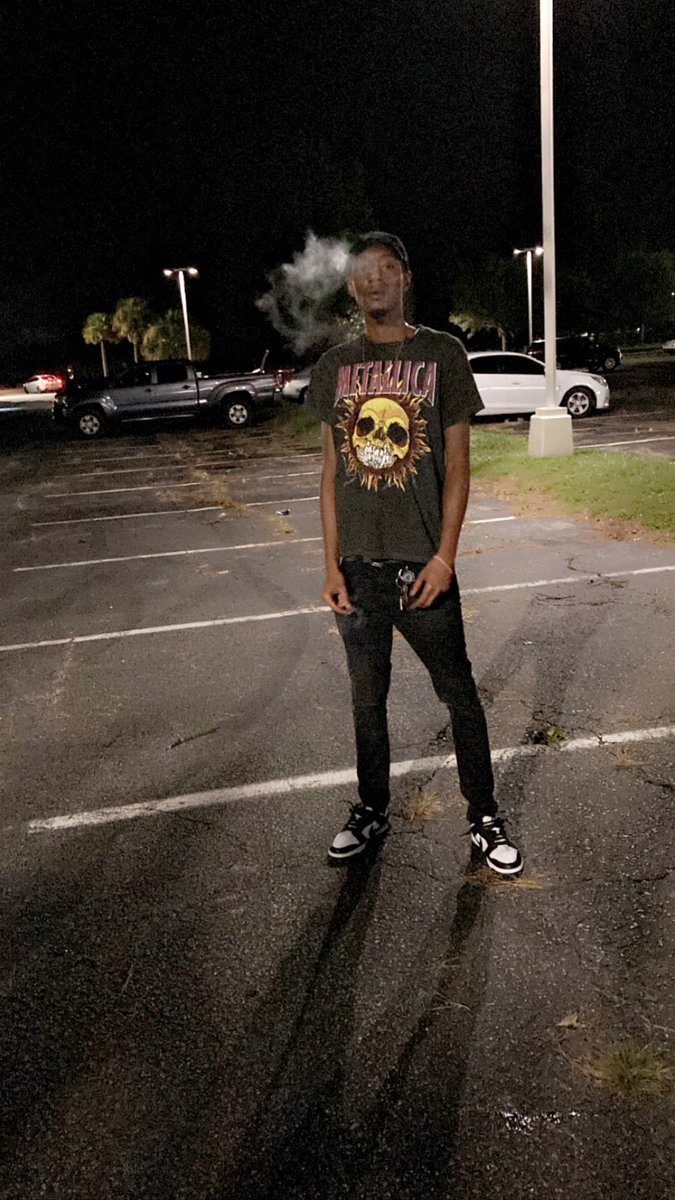 Loading📶 tweet media