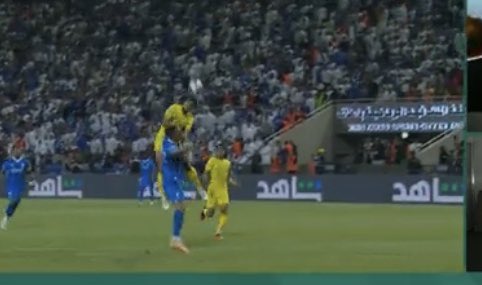 Yousef___1234's tweet photo. وفي الاخير الهلال فريق تحكيم ….
تبقى كبير يا كبير أسيا 

 #النصر_الهلال https://t.co/ysO5SOokZX