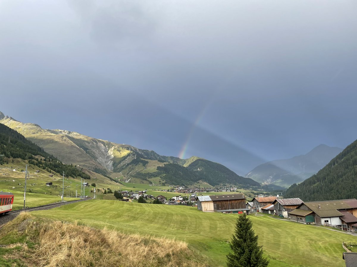 NiklasHoth's tweet photo. Regenbogen zum Abschied https://t.co/9ajox59EVg