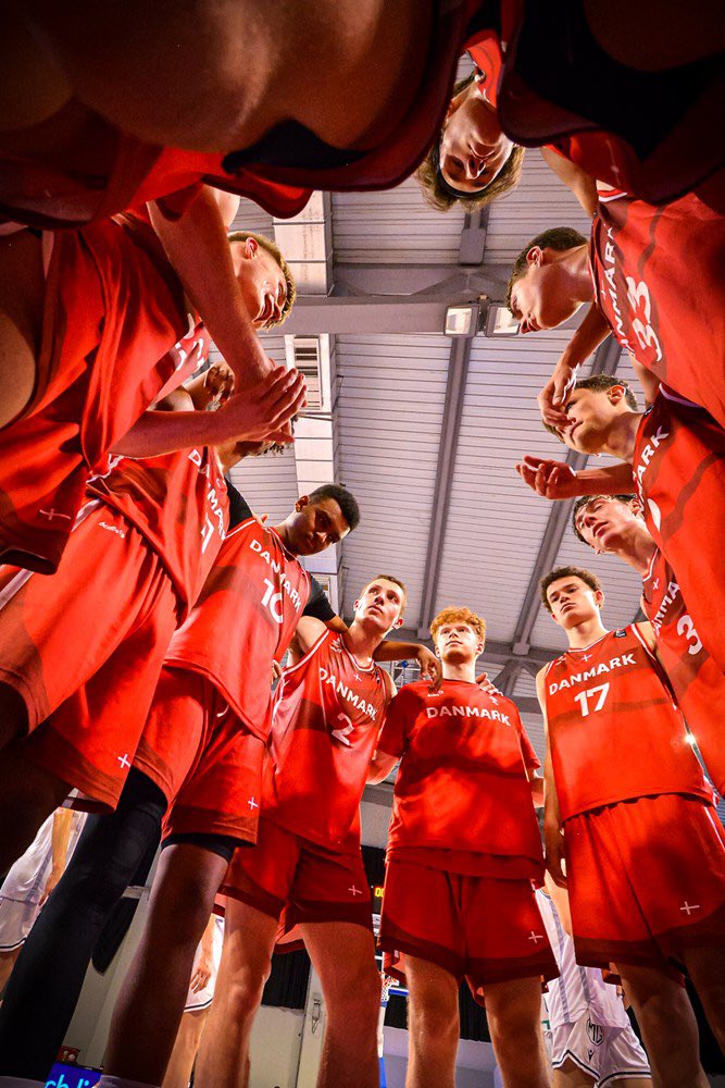 Niklas Polonowski tweet media