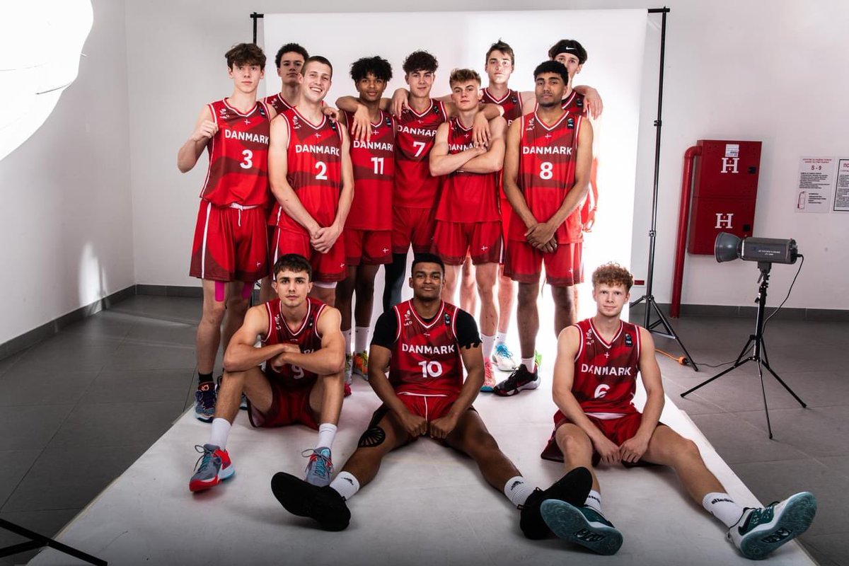 Niklas Polonowski tweet media