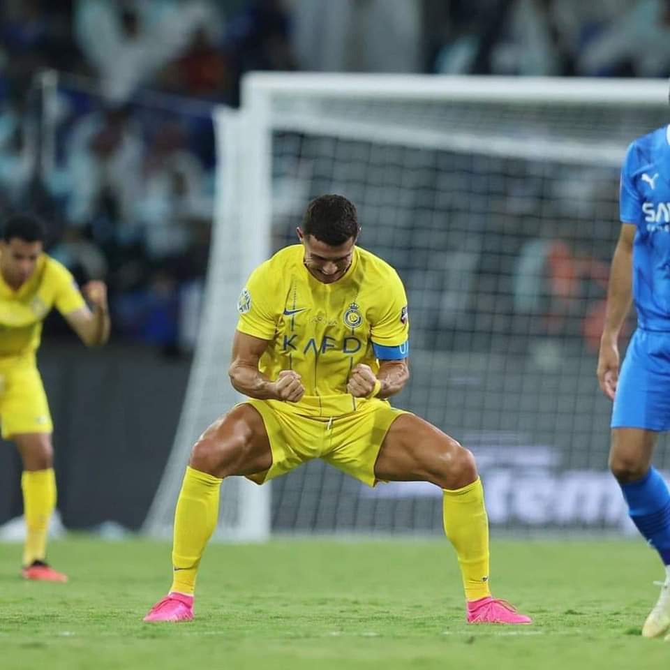 tariqsiii's tweet photo. 38 سنة ماشاء الله
رجل المباراة ✅
افضل لاعب في البطولة ✅
هداف البطولة ✅
ولقب اخر يضاف الى سجل الافضل في التاريخ✅ https://t.co/l5Uy5VGBum