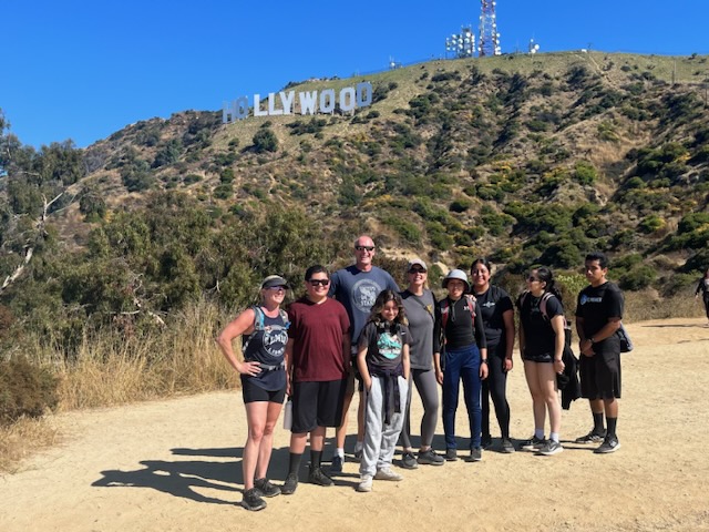 LBPD's tweet image. Last month, some of our Explorers hiked up to the "Hollywood" sign with their advisors and even got to know Commander DeBrabander! 😊 

The sky is the limit for these kids, and we are incredibly lucky to have them in our program!  💙 ⭐ 

#LBPD #LBPDExplorers #LongBeach