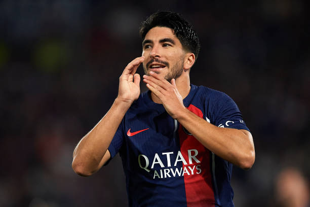 InformaFutbol__'s tweet image. 🤕 Tropiezo del PSG en el estreno de la temporada

@PSG_inside 0️⃣-0️⃣ @FCLorient 

🤏 El Lorient tuvo la más clara con el remate de Abergel al poste 

ℹ️ @manuuelcarmona 

#PSGLorient #PSGFCL #PSG