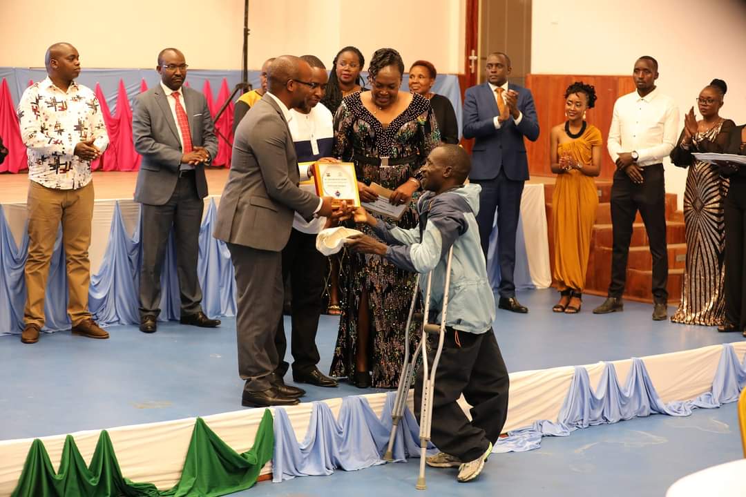 Mtaani Konnect Entertainment (@mtaani_konnect) on Twitter photo The Deputy Governor <a href="/HonDavidKones/">Hon. David Kones</a> who represented the Governor highlighted various areas of collaboration with stakeholders in youth programs by making them more inclusive, consultative and impactful across the <a href="/NakuruCountyGov/">Nakuru County Gov</a> departments. <a href="/susankihika/">Susan Kihika</a> The Deputy Governor <a href="/HonDavidKones/">Hon. David Kones</a> who represented the Governor highlighted various areas of collaboration with stakeholders in youth programs by making them more inclusive, consultative and impactful across the <a href="/NakuruCountyGov/">Nakuru County Gov</a> departments. <a href="/susankihika/">Susan Kihika</a>