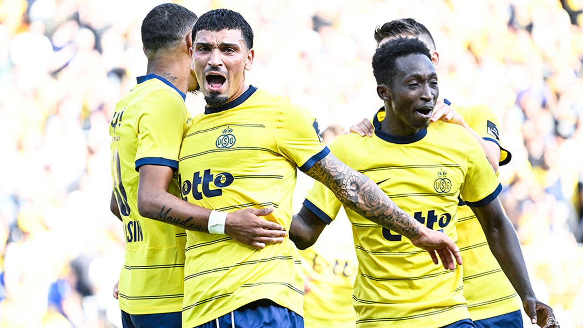 MaProLeague's tweet photo. 😍 | 13 buts en 3 matches. On est gâté en ce début de week-end !

➡️ #ANTKVK | 6 buts
➡️ #RWDKVM | 1 but
➡️ #USGOHL | 6 buts https://t.co/Szag4ru3H7