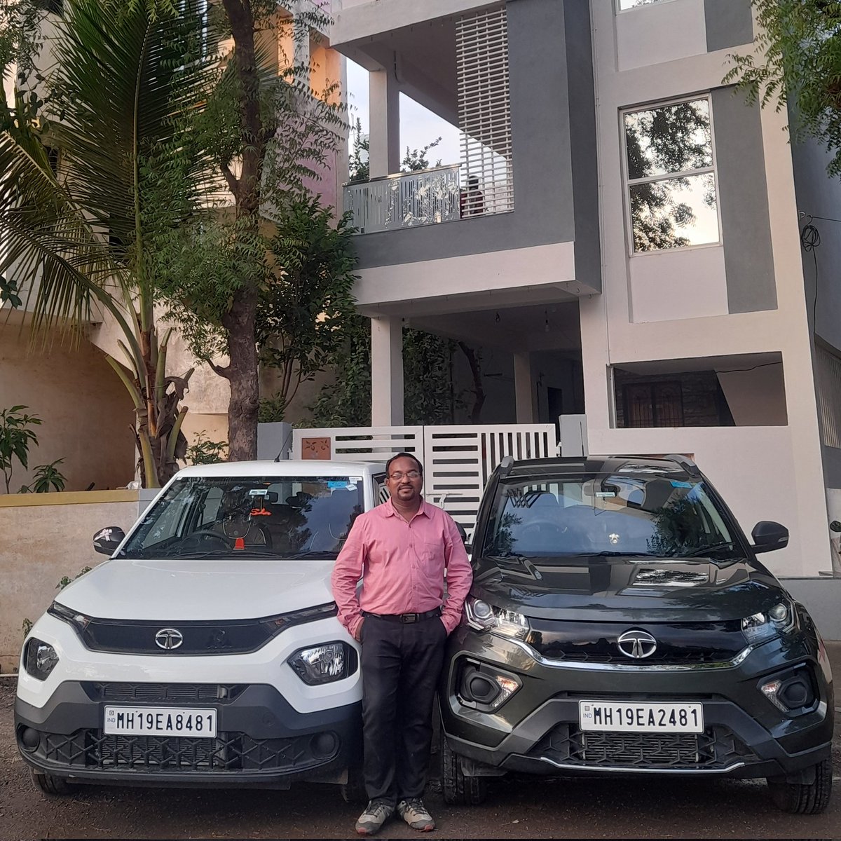 JamodkarDipak's tweet photo. #NewProfilePic https://t.co/3IZrveEpmK