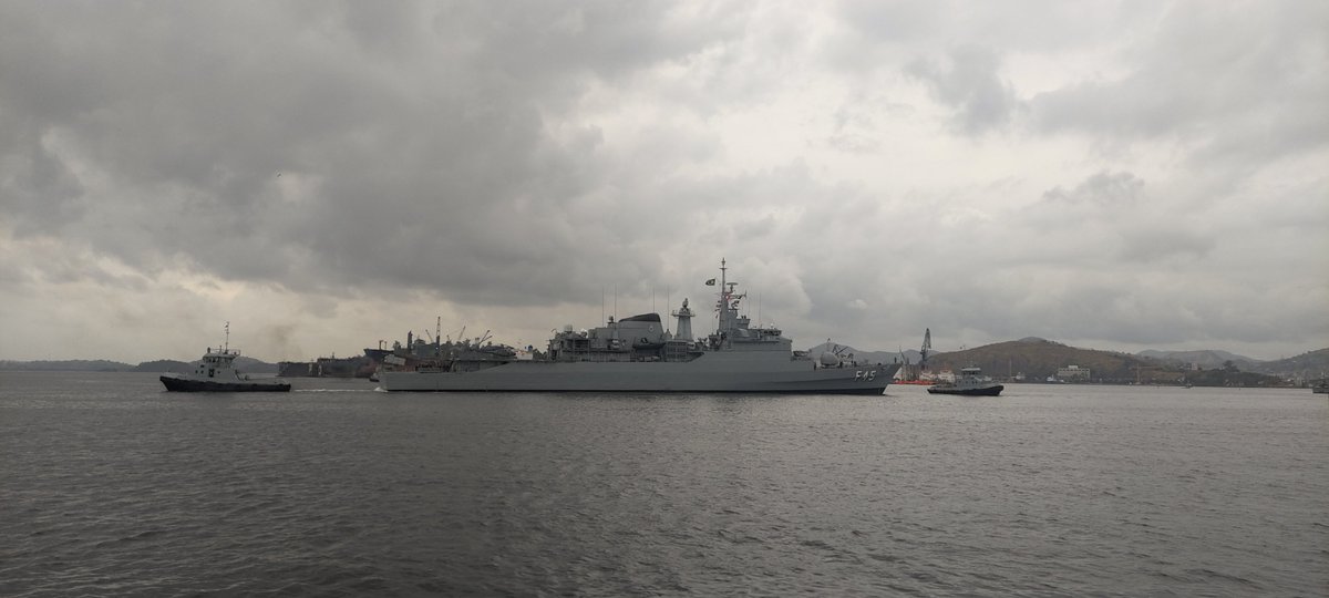 marmilbr's tweet photo. O #SubmarinoTikuna, que deixou o RJ em 1º de agosto, se juntará ao Grupo-Tarefa na operação, que visa manter o preparo da nossa #Esquadra e ampliar a #Interoperabilidade entre as Marinhas. Até 30 de agosto, os militares realizam manobras táticas, exercícios de tiro, entre outros. https://t.co/RnQI0Qt95W
