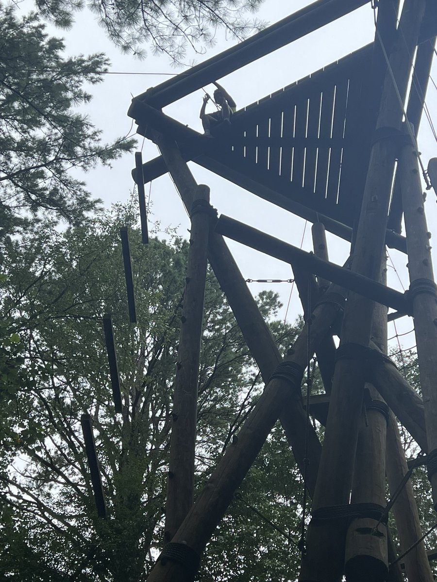 MGGunter's tweet photo. Challenging themselves to climb to new heights! #MV2027retreat #mvschool @OARafting @bcdroke @trishbog1 @ga_googer @CoachHoward89 #freshmanrock https://t.co/a9D0GKOl0k