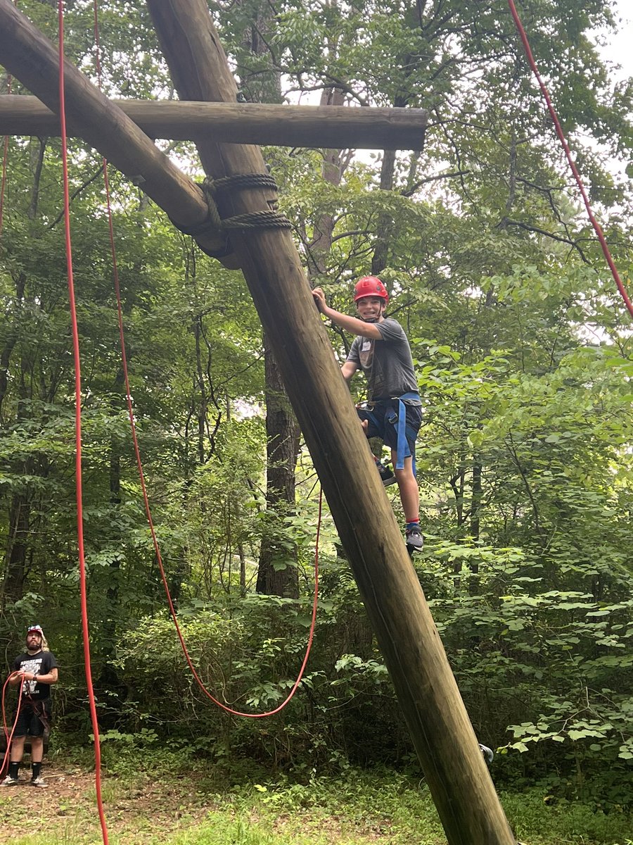 MGGunter's tweet photo. Challenging themselves to climb to new heights! #MV2027retreat #mvschool @OARafting @bcdroke @trishbog1 @ga_googer @CoachHoward89 #freshmanrock https://t.co/a9D0GKOl0k
