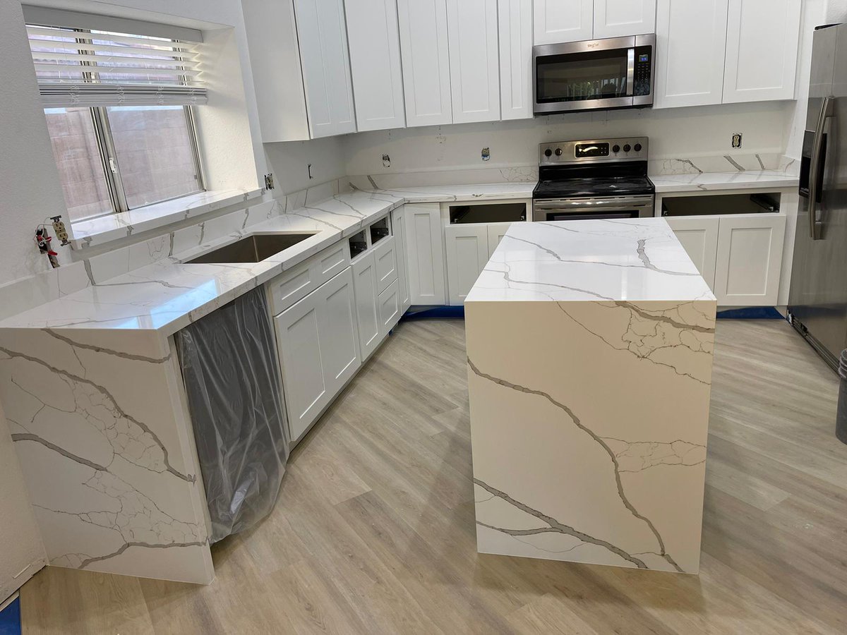 GraniteKarma's tweet photo. Calacatta Laza Gold #ArizonaGranite #GraniteSlabsAZ #AZStoneWorks #ArizonaCountertops https://t.co/HQikTsVs2K
