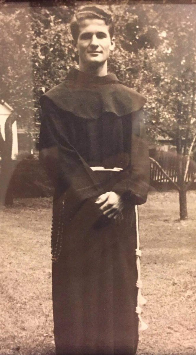 aboskovitch's tweet photo. My Sicilian grandfather as a seminarian on the way to become a friar #Francescano. God had other plans & he Giuseppe “Joseph” would marry my grandmother Maria “Mary”. He remained a priest within, answering every question or problem with a parable. #fratiassisi #SanFrancesco https://t.co/p7QCs4SwmV