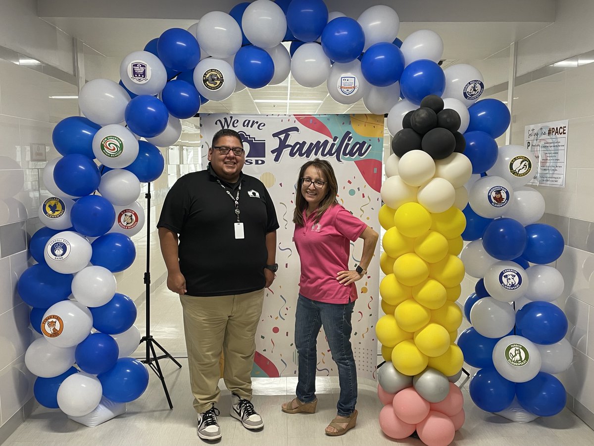 📚🎒 Back to school means one thing: TX ACE is ready to rock the after-school scene! 🌟 Our specialists are gearing up to enroll students in TX ACE. 📸Snaps from this week's back-to-school events! #SAISDfamilia @beclanda @PattiSalzmann @DrJaimeAquino