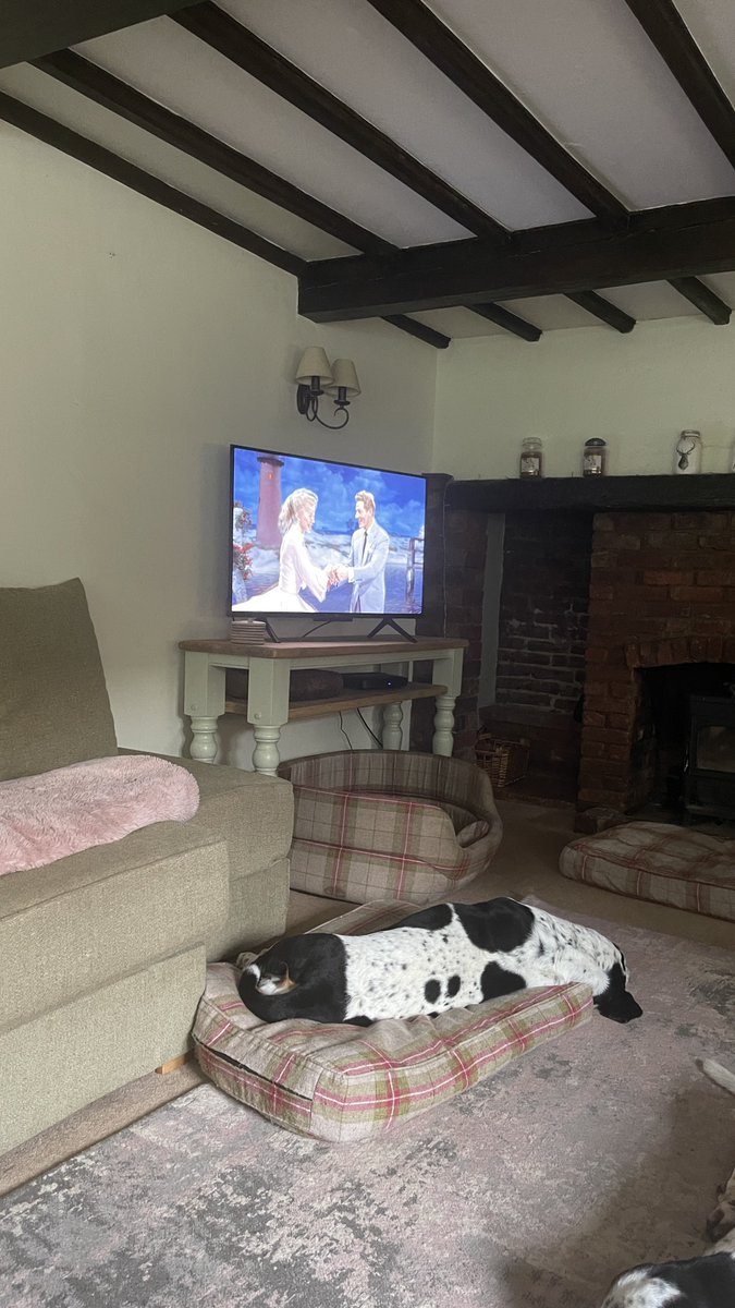 Phil Sledge tweet media