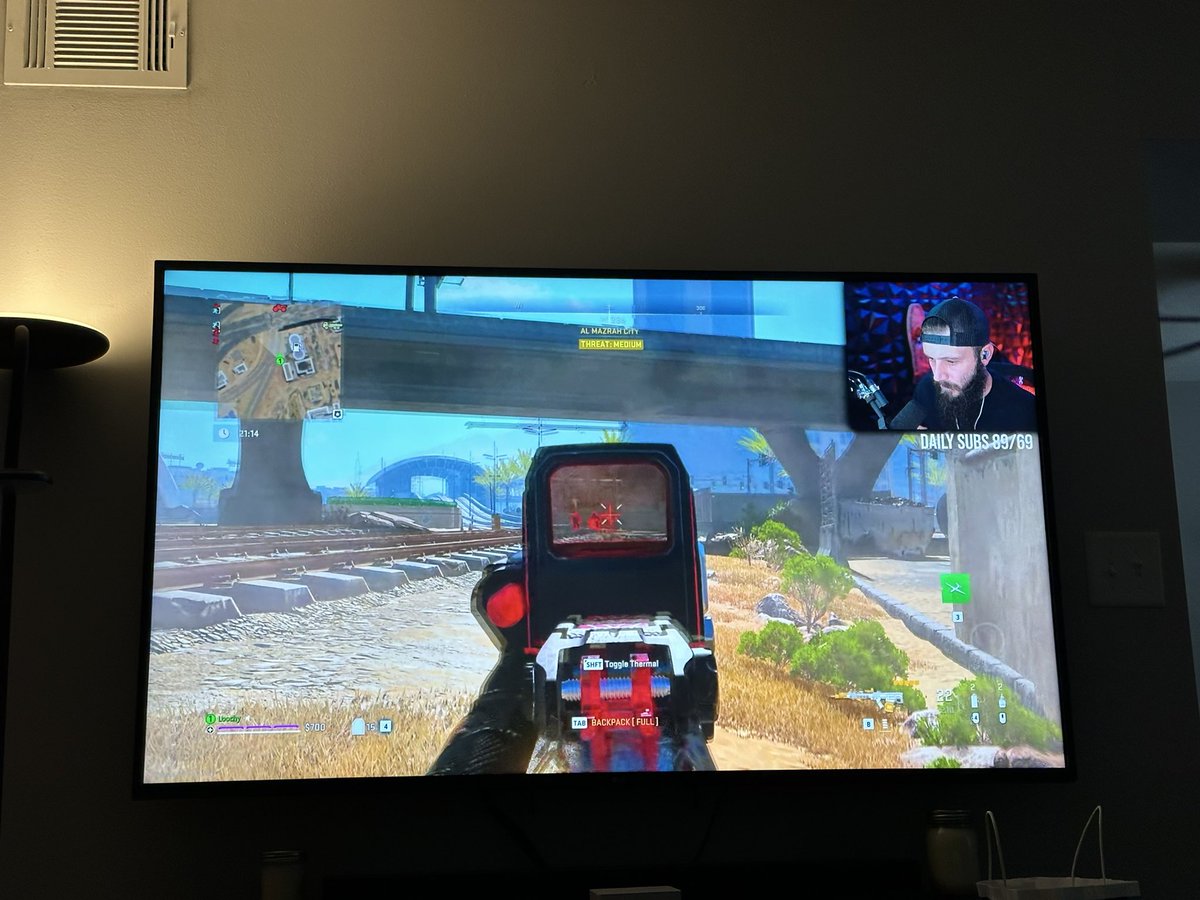 Brian_DAmbrosio's tweet image. Is there a better way to watch the GOAT? @LoochyTV #LFAM