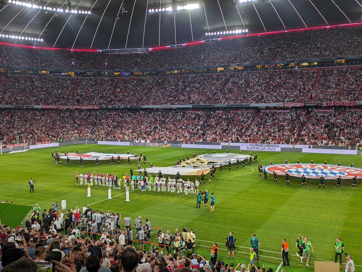 Saisonstart beim Supercup für @tonline Mit Harry #Kane auf der Bank und gleich seiner ersten Titelchance mit dem #FCBayern. #FCBRBL