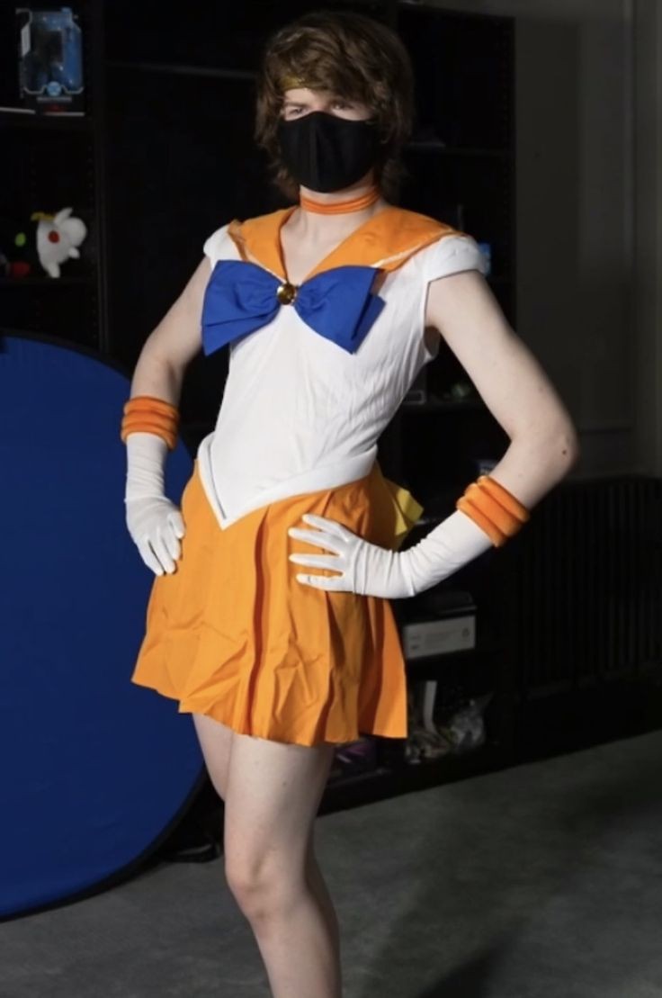 RandomisedBoo's tweet image. Sailor Venus, Ranboo vers.

-🥀