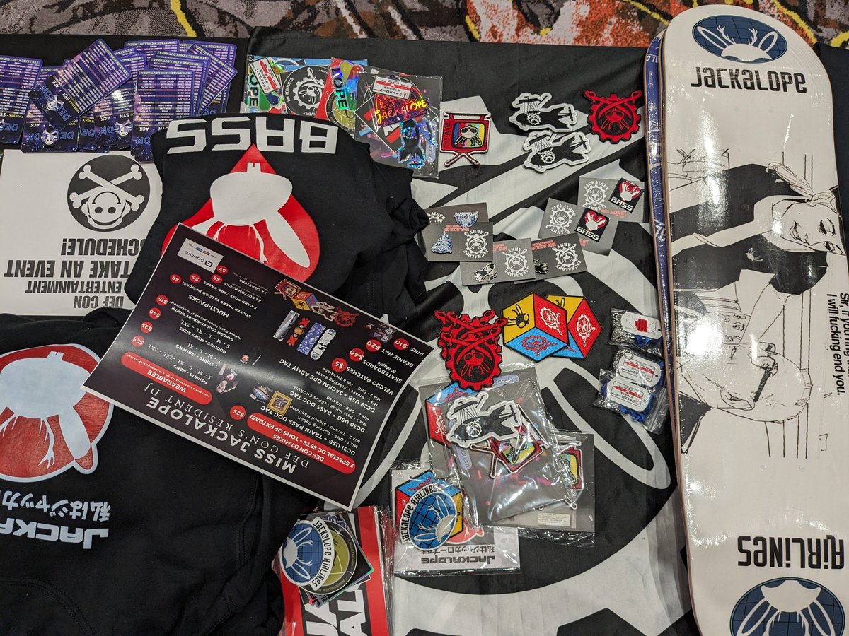 defcon_music's tweet photo. The A&amp;E booth is hopping!!!  Tons of awesome mech from all sorts of awesome #defcon  artists!  

#dc31 #npc #npccollective #dotornot @defcon @spux https://t.co/YH9COt2Hge