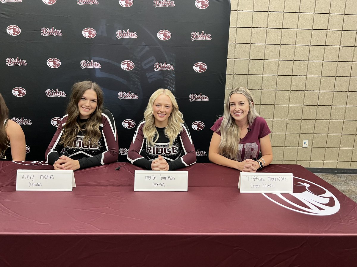 Mountain Ridge Cheer tweet media
