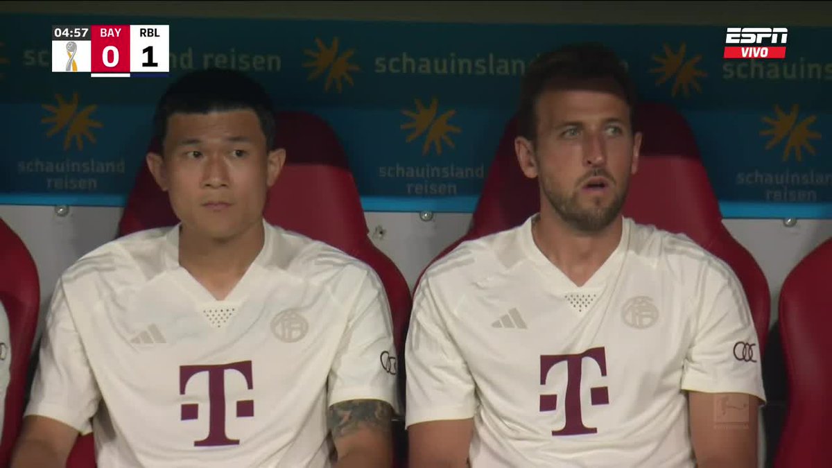 blfodbold's tweet photo. 😬 #supercup https://t.co/avAbiNqbox