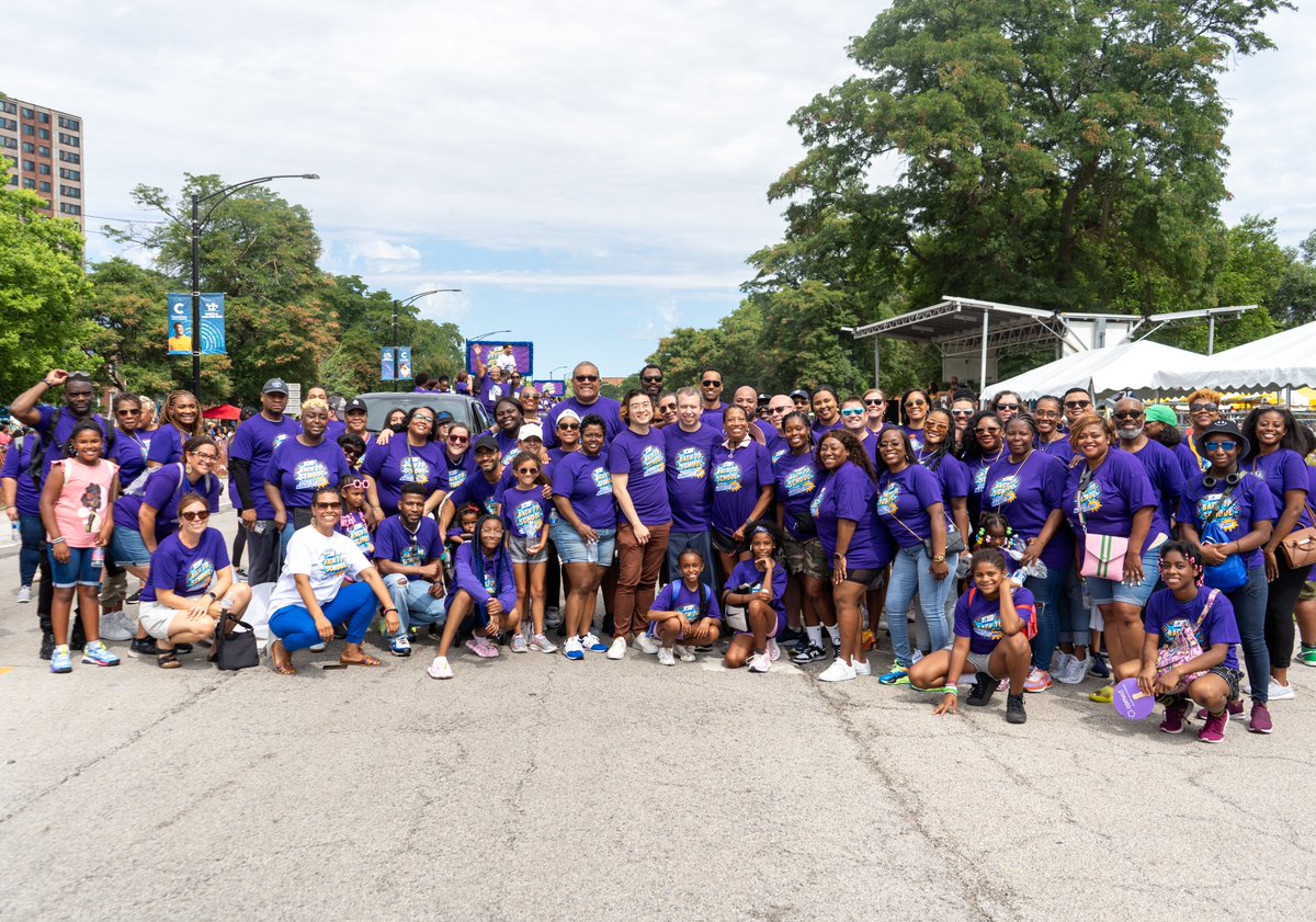 ChiPubSchools's tweet photo. Bringing the spirit of back-to-school to the South Side of Chicago, the 94th annual Bud Billiken Parade set the tone for the upcoming school year. We can't wait to welcome our students back into the classroom on Monday, August 21, 2023. #TheBestAreWithCPS #Learningisoursuperpower https://t.co/uM9IykVtcV