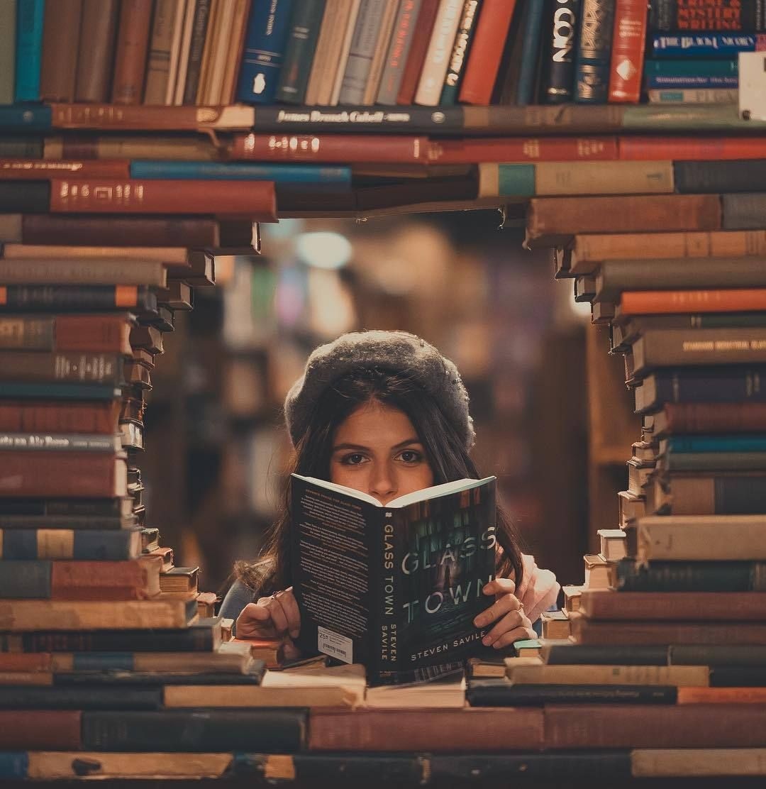 ثريد:

الأشخاص الذين يحبون القراءة لديهم هذه المزايا السبعة على أولئك الذين لا يحبونها 👇