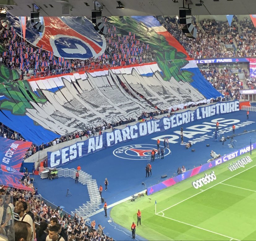 ioniim's tweet photo. En direct du Parc des Princes pour cette 1ere journée de @Ligue1UberEats et le march entre le PSG et Lorient
#PSGLOR https://t.co/UnxVCqHkuW