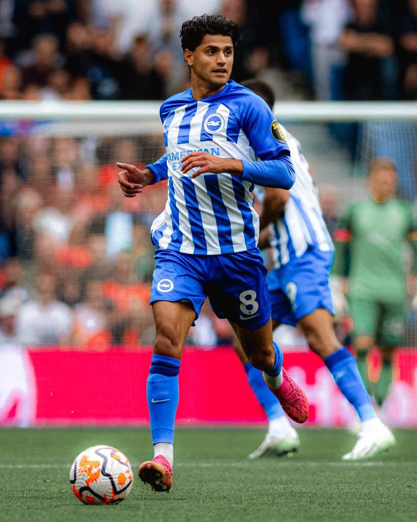 modahoud8's tweet photo. Perfect start to the season!๐ฅ๐ตโช๏ธ๐ #MD8 #PLdebut @OfficialBHAFC https://t.co/d5HdFOfl87