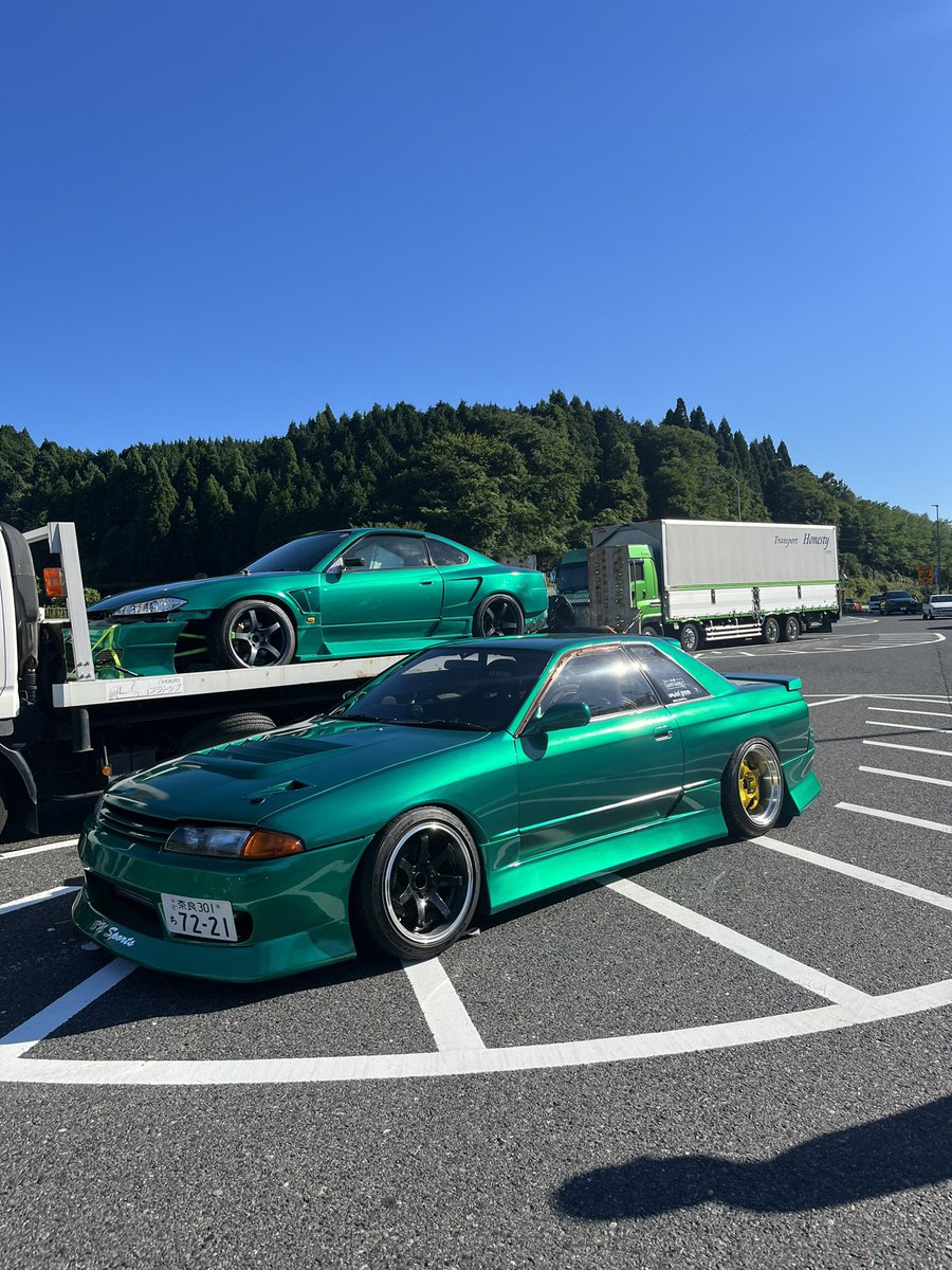 Qrisys's tweet photo. BNスポーツ R32 https://t.co/hxdccql5Tn