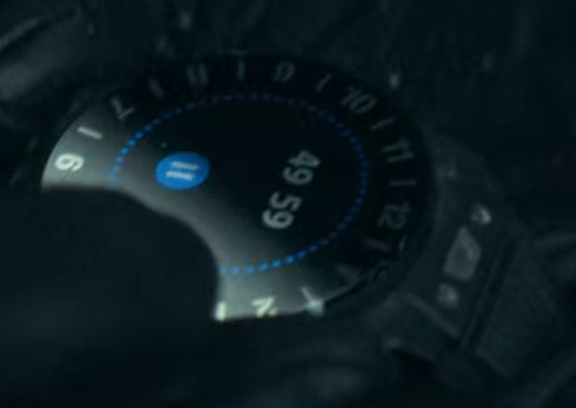 Couby40's tweet photo. What #watch 
⌚does @GalGadot wear in #HeartOfStone 🕵️‍♀️movie 🎬❤️ ?
Looks pretty cool 👩‍💻 https://t.co/sBn7oJHHst