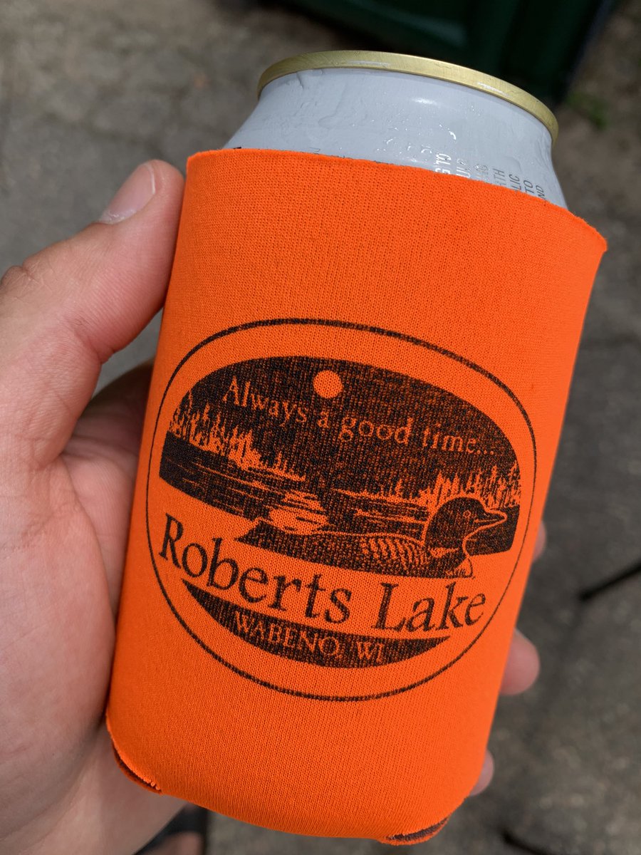 mypeleball's tweet photo. The king of sporting goods and the king of Robert’s Lake. #robertslakefisheree #itsmillertime #only96calories #lessfilling #samegreattaste @MillerLite #ad https://t.co/7gpUl7zZRk