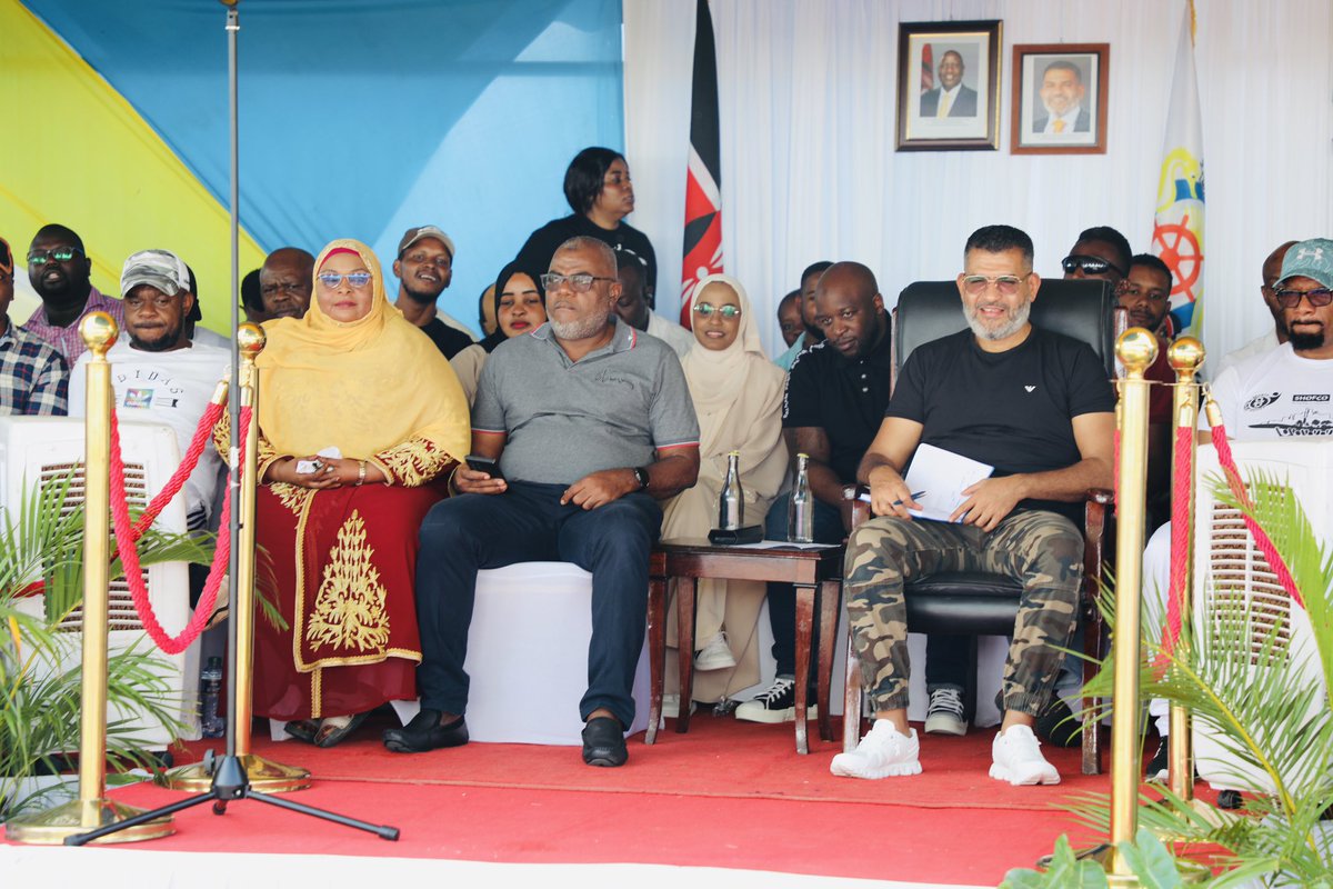 hateebjr_001's tweet photo. Today As County Youth Officer at the Office of the Senator i joined My Boss Senator @Sen_Faki001 ,Mombasa County Governor  H.E Abduswamad Sharriff Nassir, Mombasa Women Rep Zamzam Mohammed Jomvu Mp Hon Badi Twalib CECM, Youth Gender Sport &amp; Public Service @ambanikenneth
#IYD2023 https://t.co/PAHM6RsAc9