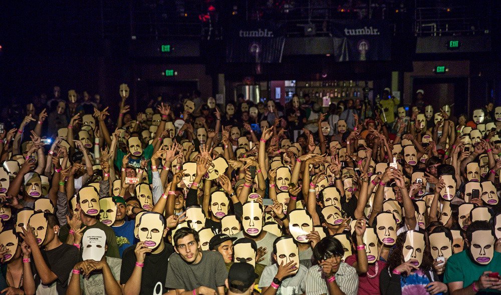 10 years ago today; Tumblr hosted an album release show for Earl Sweatshirt's 'DORIS' at the El Rey Theatre in Los Angeles.

Earl was joined on stage by Tyler, The Creator,  Frank Ocean, Mac Miller and more.