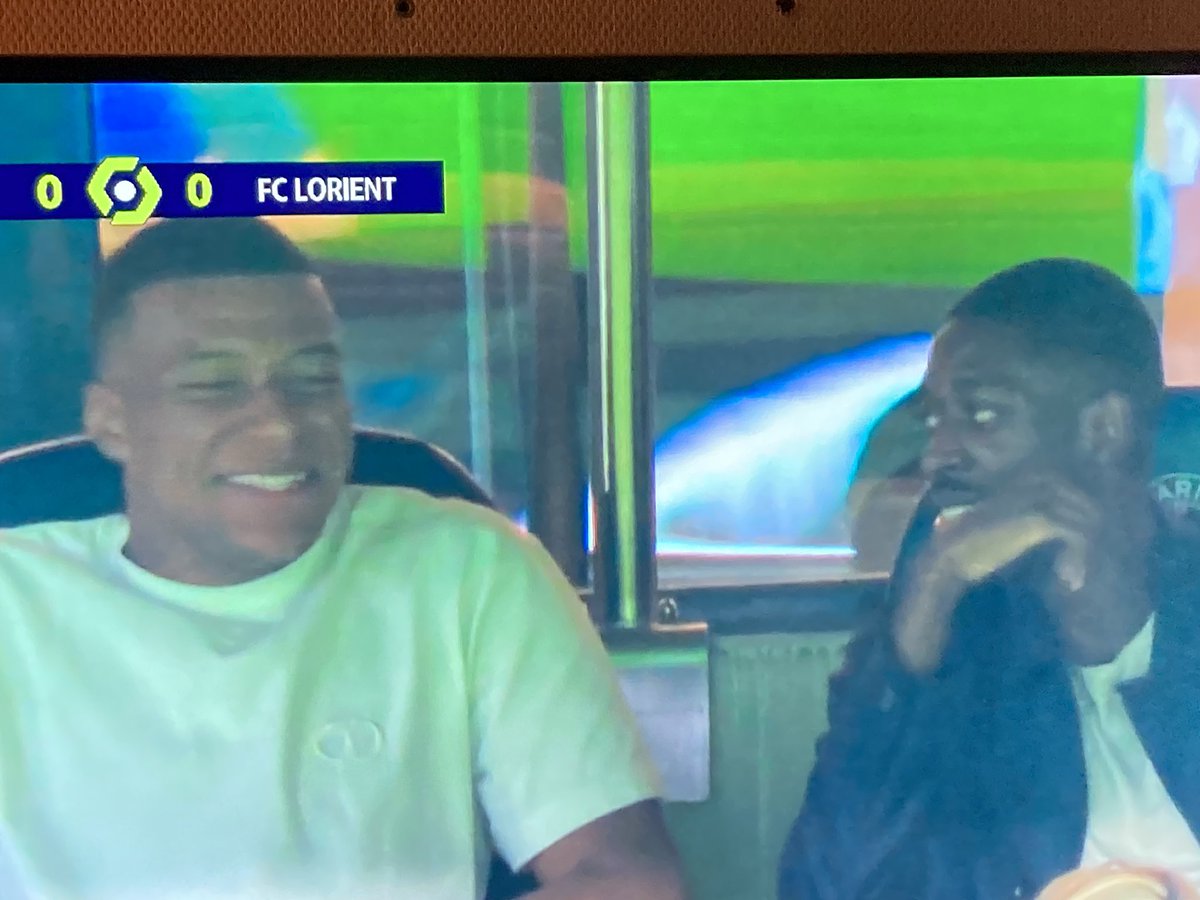 « Et du coup vous avez fait croire à Neymar que tu voulais vraiment partir? »