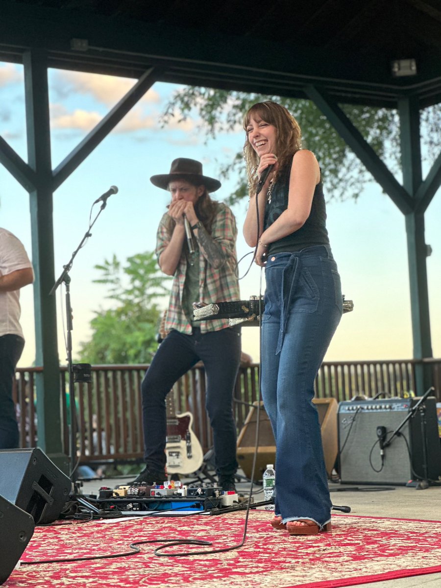 Last night in Athens, NY 💓 Come hang with us tonight in Portland  <a href="/AuraMaine/">AuraMaine</a> 

📸 Mel Barlow