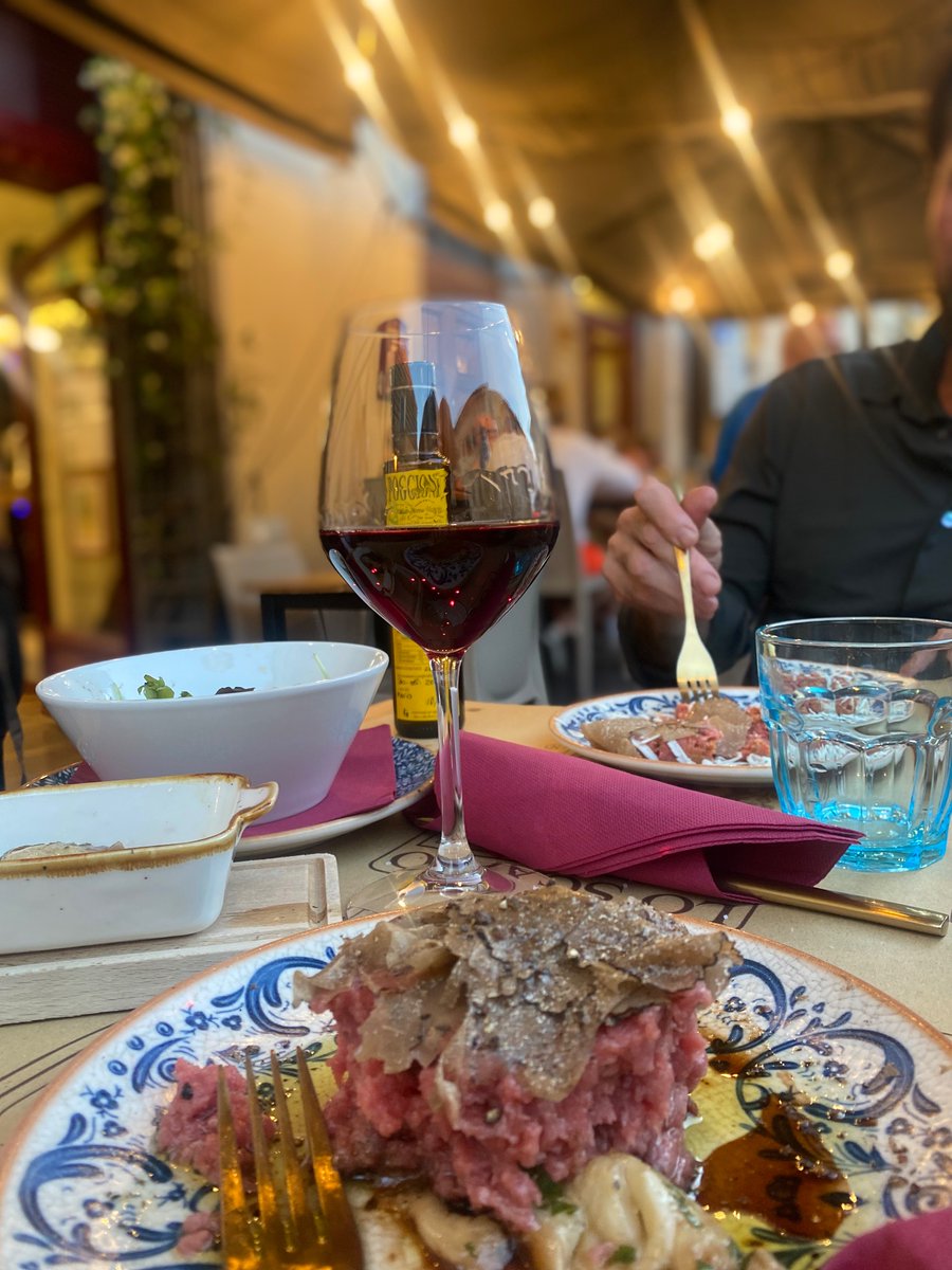 jo.vindelavin tweet media