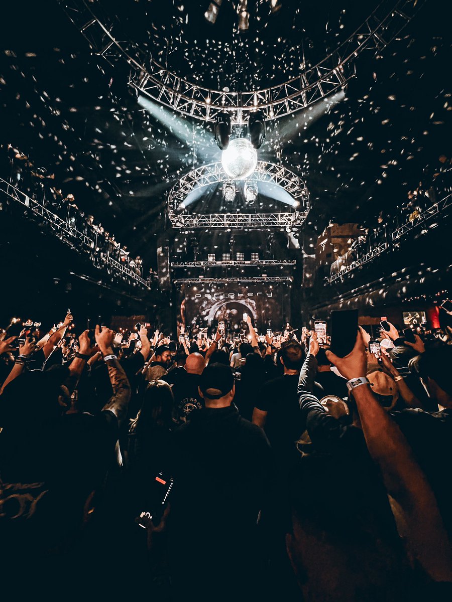 Race (@therealracee) on Twitter photo If you havenโt been to the Brooklyn Bowl in Las Vegas, You are missing out! <a href="/LasVegasLocally/">Las Vegas Locally ๐ด</a> <a href="/BBowlVegas/">Brooklyn Bowl Vegas</a> #LasVegas If you havenโt been to the Brooklyn Bowl in Las Vegas, You are missing out! <a href="/LasVegasLocally/">Las Vegas Locally ๐ด</a> <a href="/BBowlVegas/">Brooklyn Bowl Vegas</a> #LasVegas