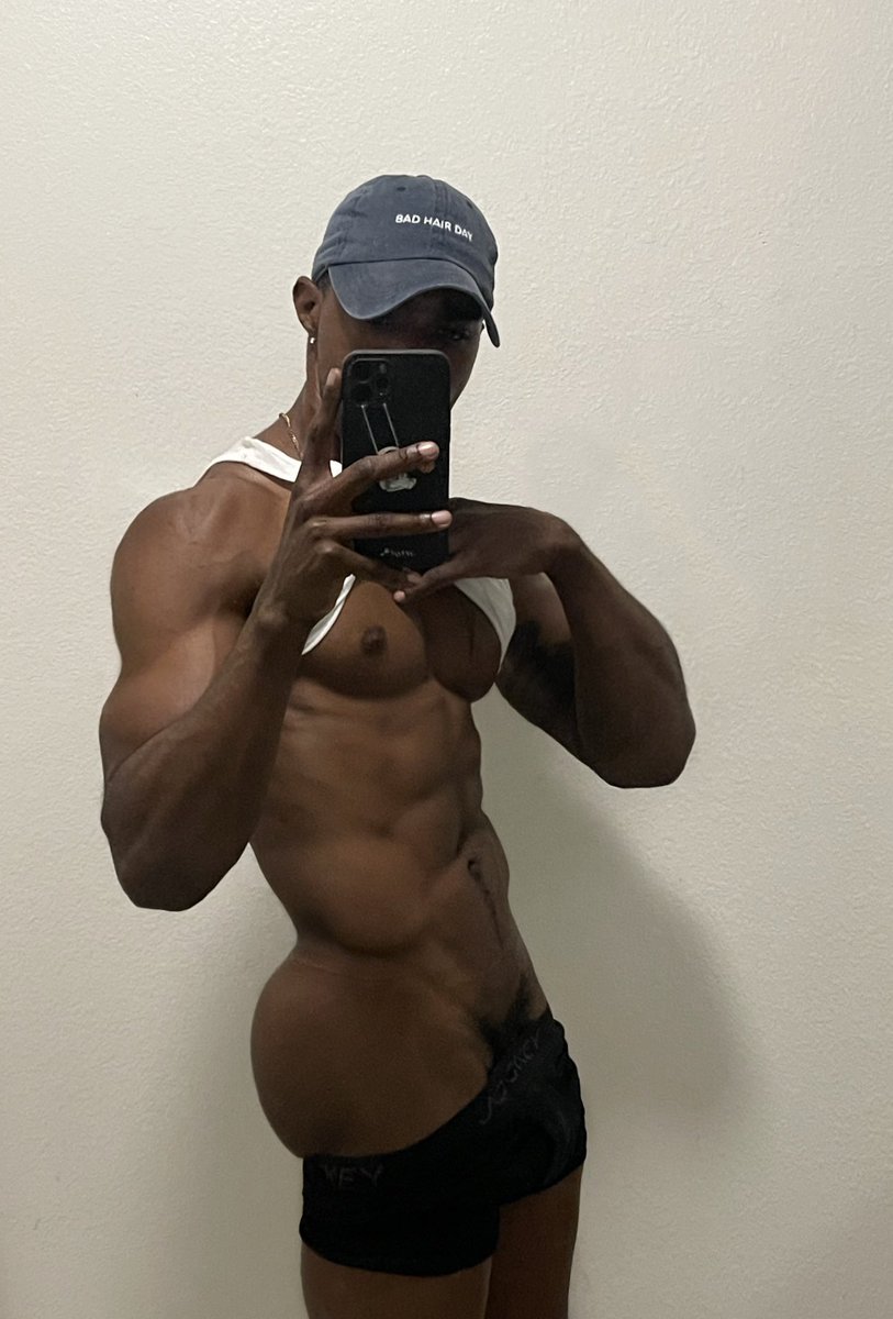 AyeGeee's tweet image. 