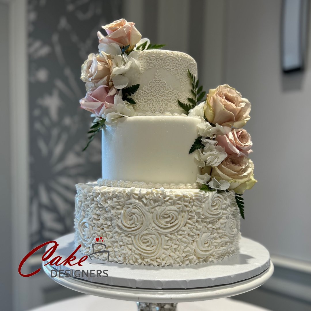 CakeDesignersPA's tweet photo. Have plans this Sunday? Cake Designers will be exhibiting at Florida’s BIGGEST Wedding Expo tomorrow from 12pm - 5pm. Talk to Patty and get your wedding cake questions answered. Tickets: https://t.co/OFjk71GKbr
#giveaway #prizes #honeymoonideas #bridalshow https://t.co/i4GjetifsH