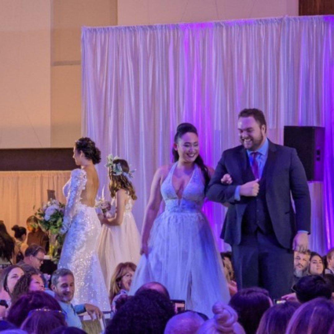 CakeDesignersPA's tweet photo. Have plans this Sunday? Cake Designers will be exhibiting at Florida’s BIGGEST Wedding Expo tomorrow from 12pm - 5pm. Talk to Patty and get your wedding cake questions answered. Tickets: https://t.co/OFjk71GKbr
#giveaway #prizes #honeymoonideas #bridalshow https://t.co/i4GjetifsH