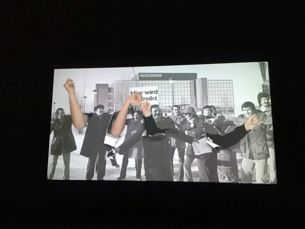 Großartige Ausstellung in der @Kunsthalle_HB „Generation trotz(t) Krise“ mit Jugendlichen entwickelt, die in einem tollen Katalogkonzept ihre Perspektiven zum mitnehmen anbieten. Besonders sehenswert der Film „Bond“ #TagderJugend